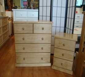 Colonial Chest of Drawers Stained